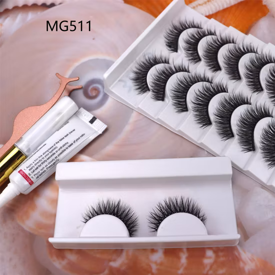 Jintong le coin le plus populaire des cils demi-courts vison 3D cils avec emballage de cils personnalisé demi-cils